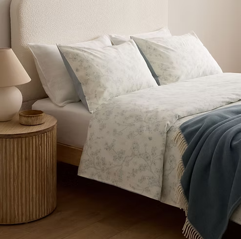 Livia Duvet Set- Danielle Queen
